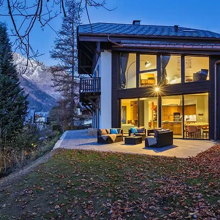 ヴィラ Luxury Chalet Mt Blanc View Sauna- If You Want To Book, Please Contact On Wh-ats-app - 0034-605-434-371 !!!! *